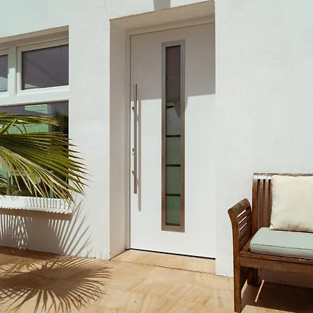 Villa Madrugada, Beachside In Costabella *
