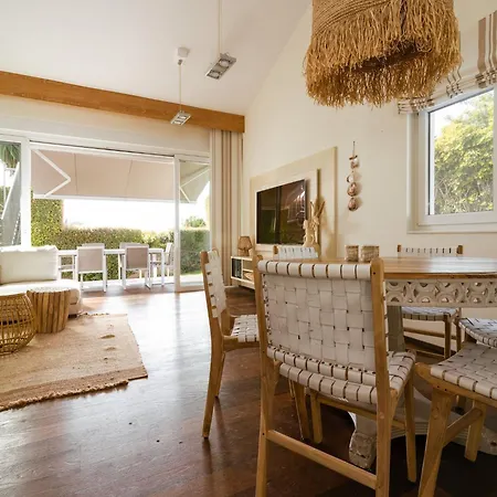 Villa Madrugada, Beachside In Costabella *