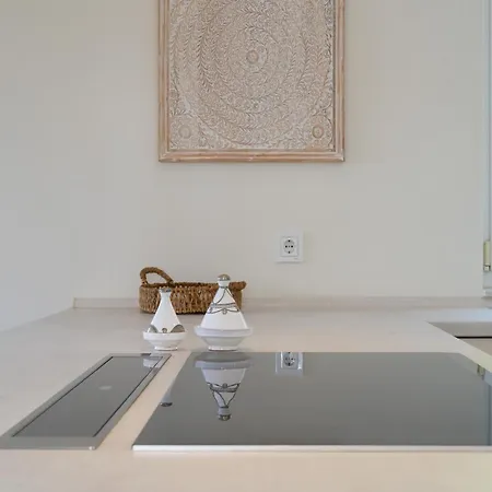 Villa Madrugada, Beachside In Costabella Marbella