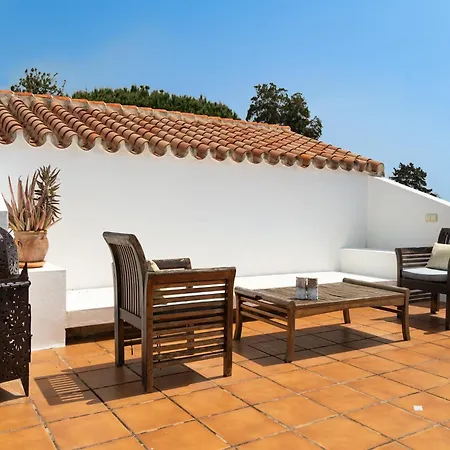 Madrugada, Beachside In Costabella Marbella